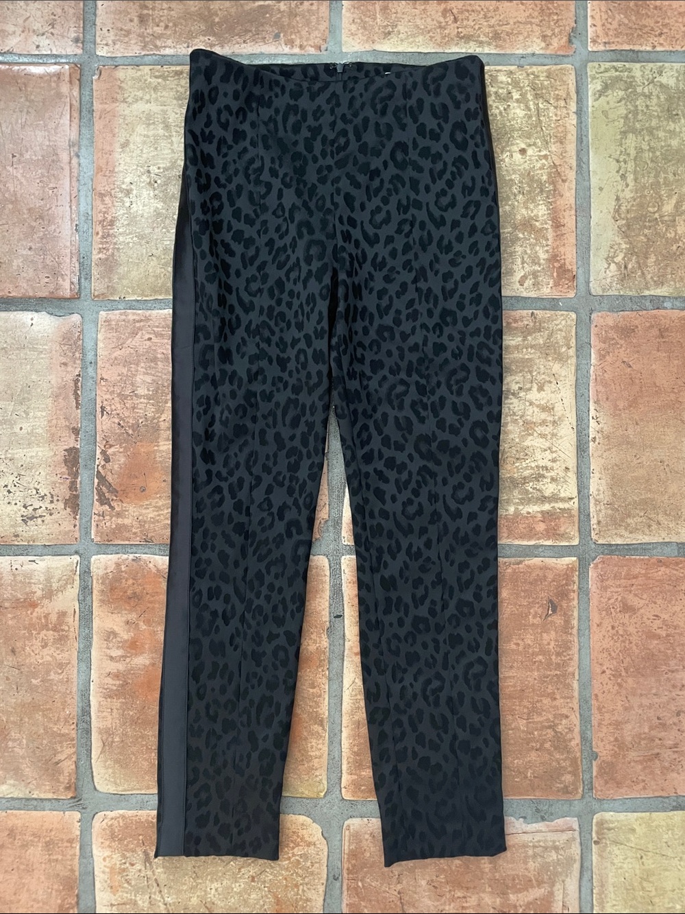 VERONICA BEARD Size 4 Black Leopard Print Tuxedo Stripe Trouser